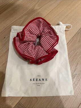 NWT Sezane Red Gingham
Scrunchie 🇫🇷